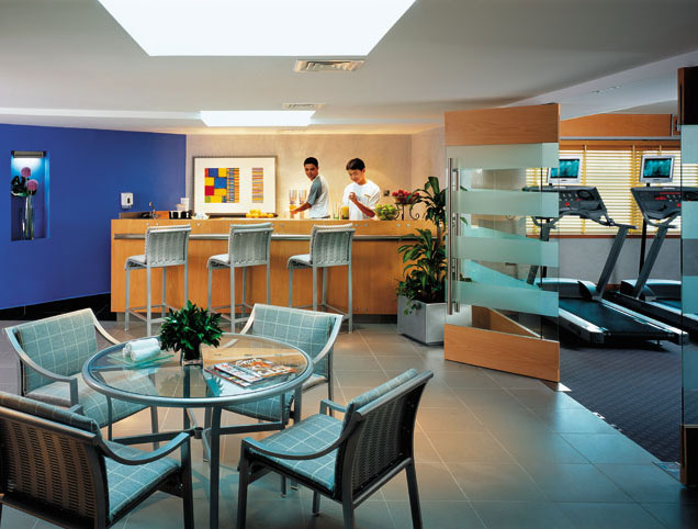تور دبی هتل تریدرز - آژانس هواپیمایی و مسافرتی آفتاب ساحل آبی 